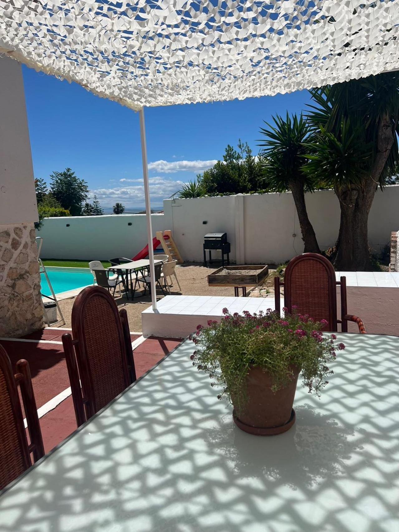 Pensión Marbella别墅独立房带泳池